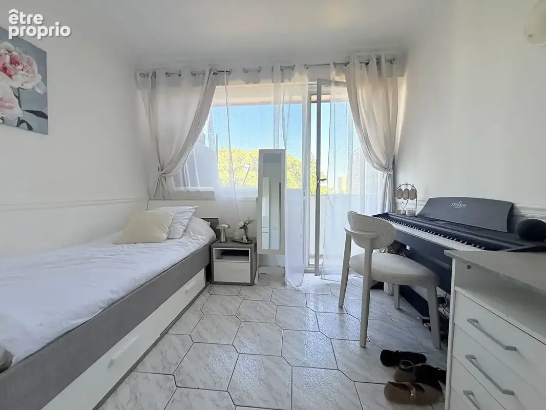 Appartement Sarcelles 4 pièce(s) 76.11 m2 - photo 2