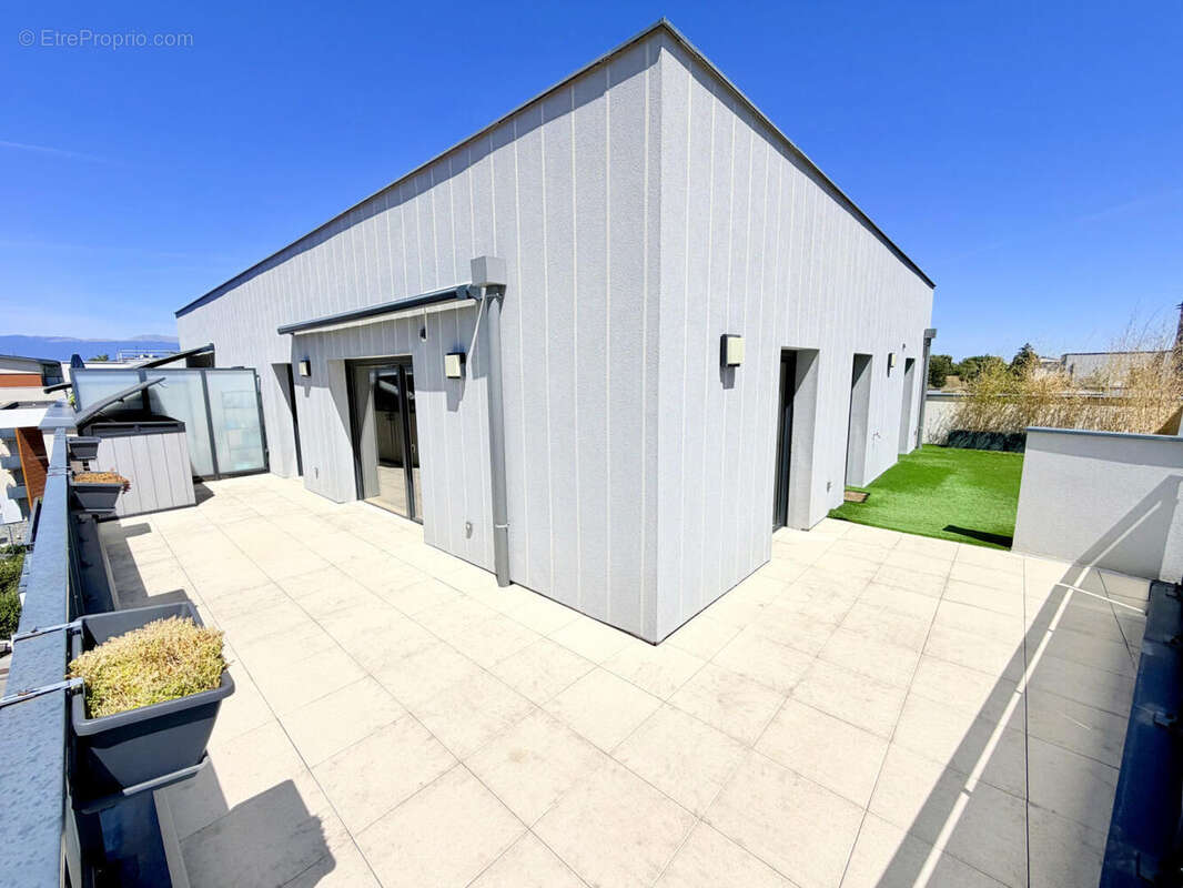 ATTIQUE - Appartement à SAINT-JULIEN-EN-GENEVOIS