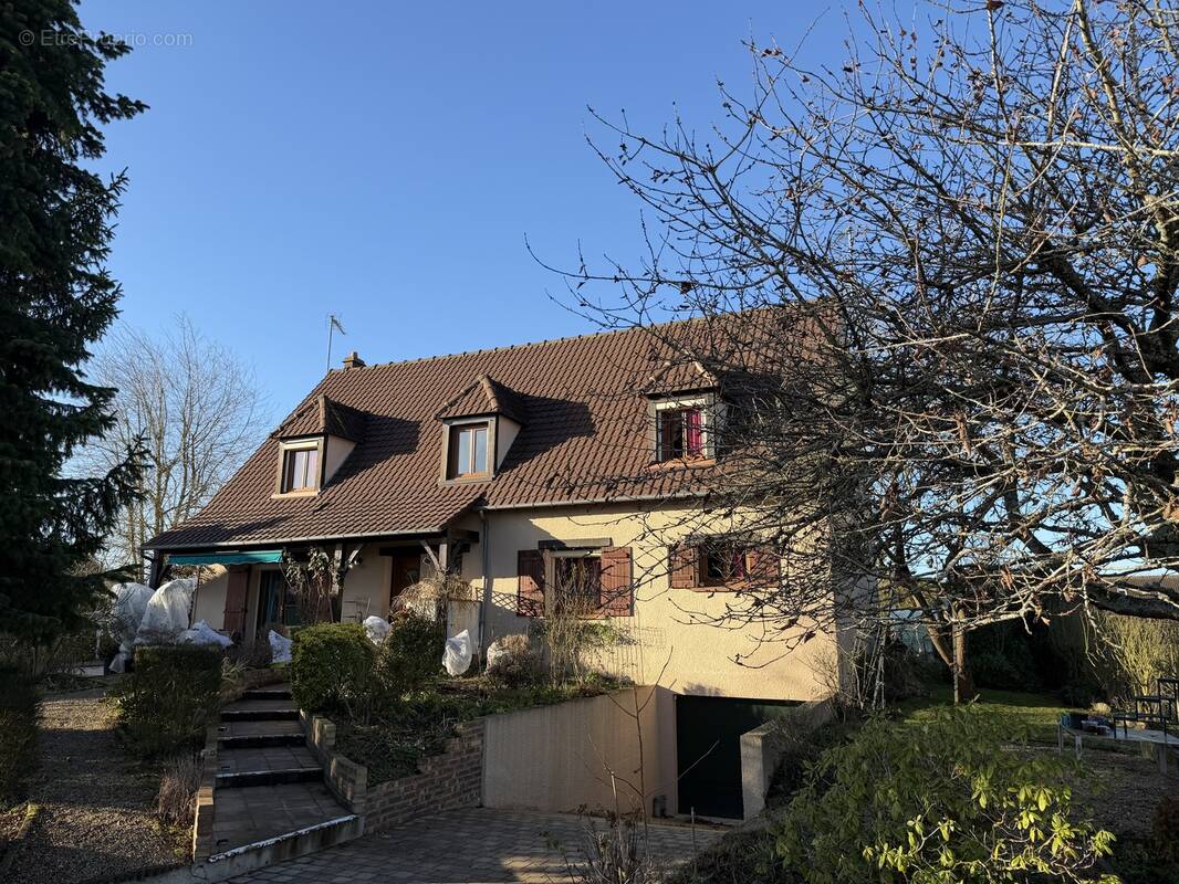 Maison à MAINTENON