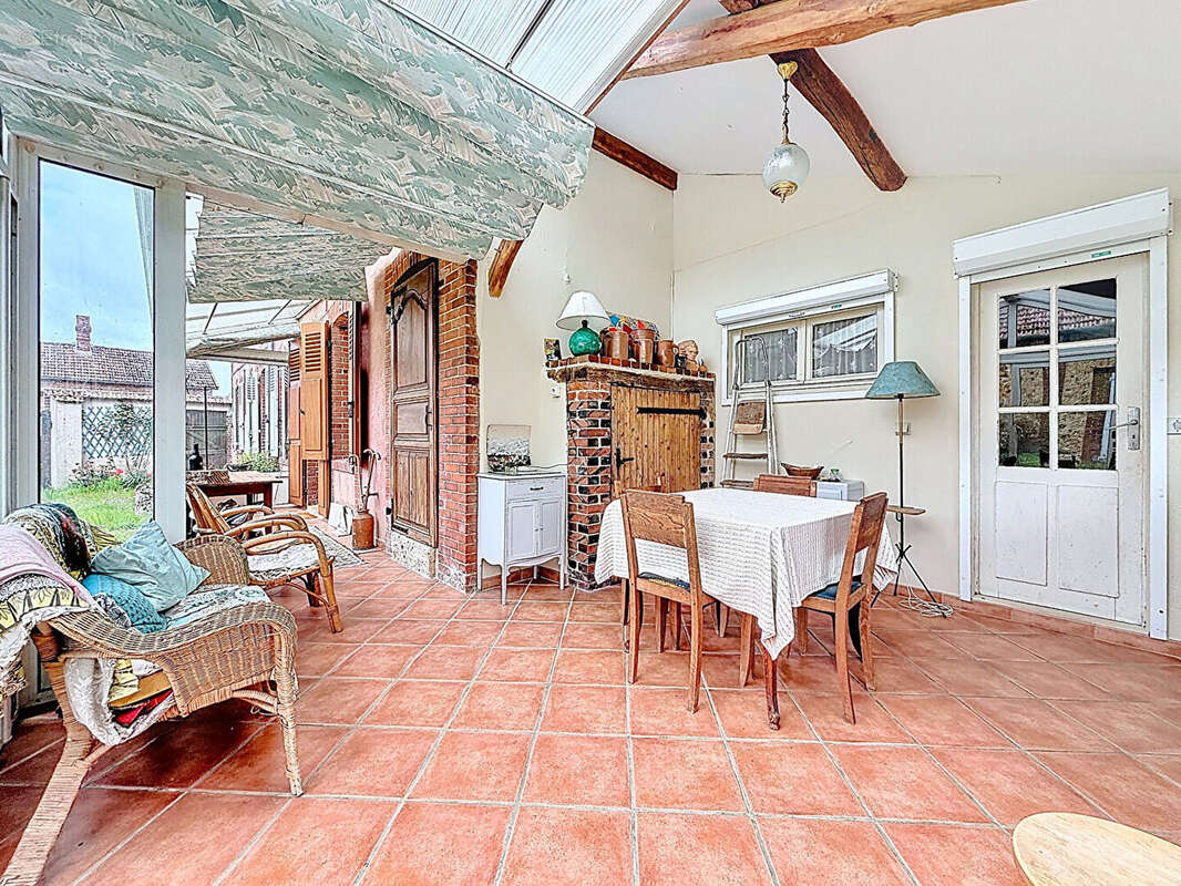 Maison à VER-LES-CHARTRES