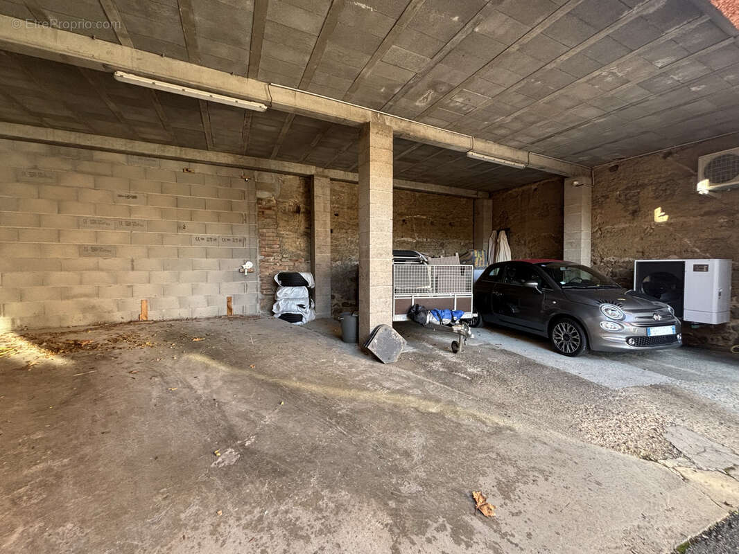 Maison à PONTCHARRA-SUR-TURDINE