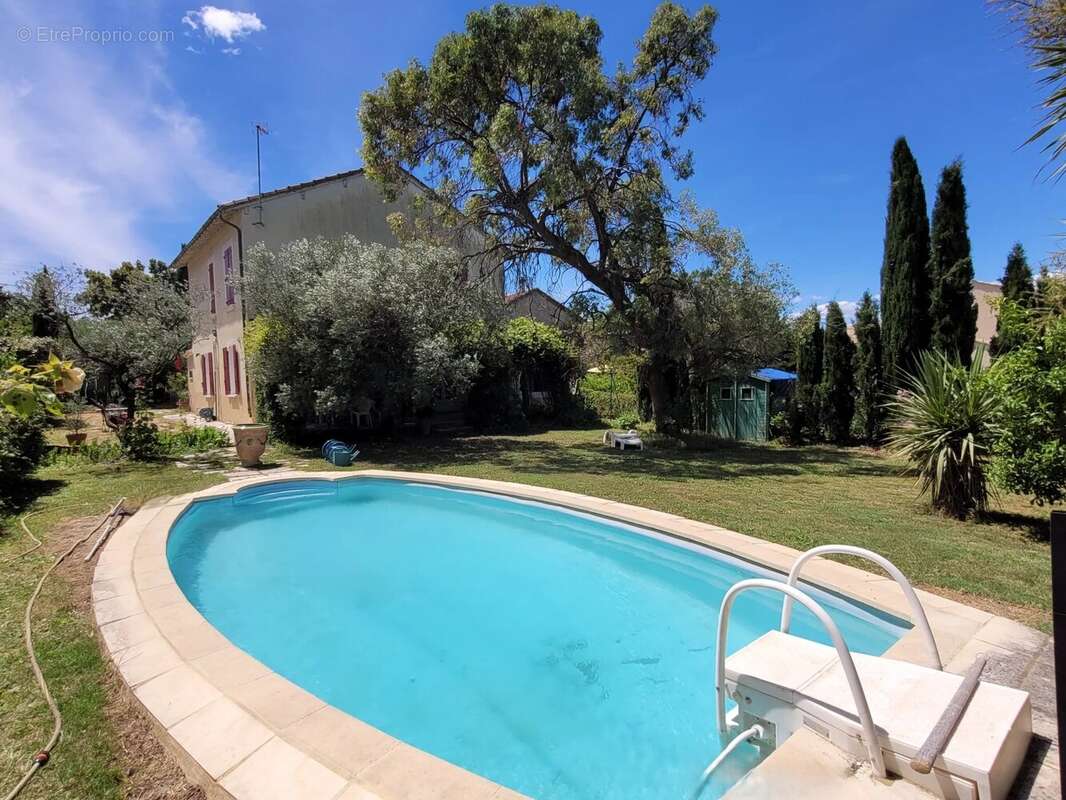 Maison proche centre-ville - 5 pièces - 125.7 m² - photo 2