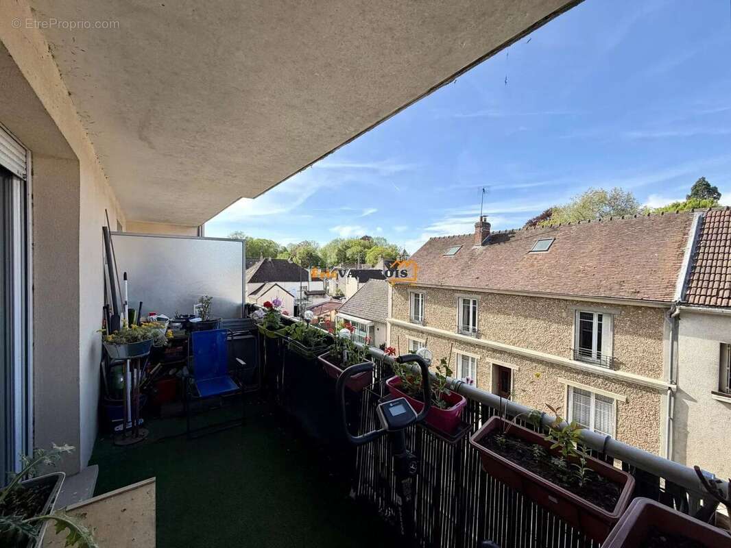 Appartement à LA FERTE-GAUCHER