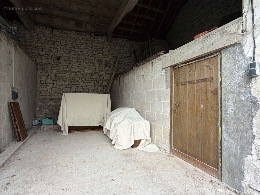 Maison à ANTRAN