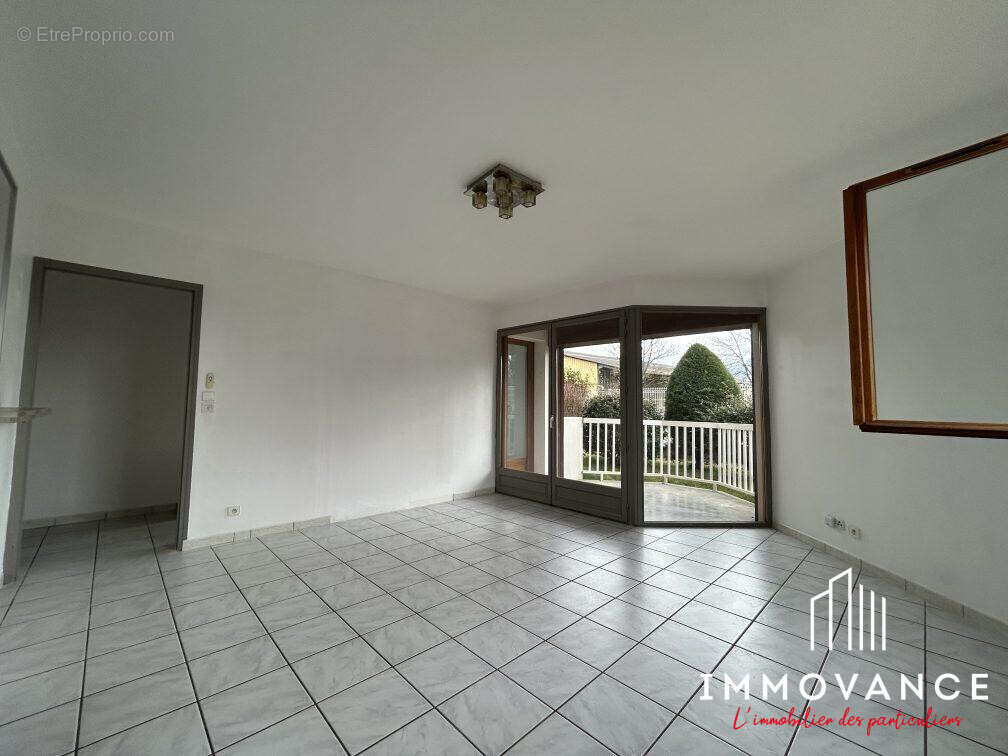 Appartement 78 m² à Vinay  - photo 6