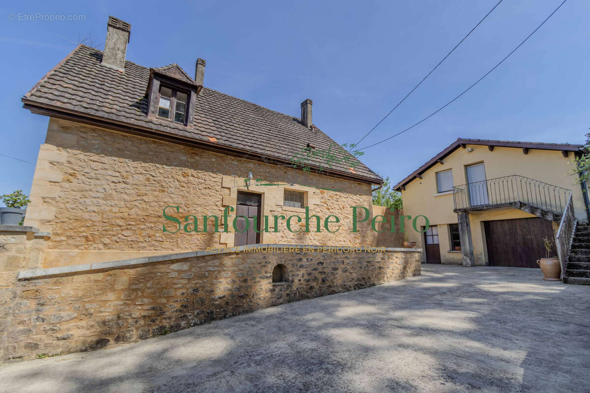 Maison à SARLAT-LA-CANEDA