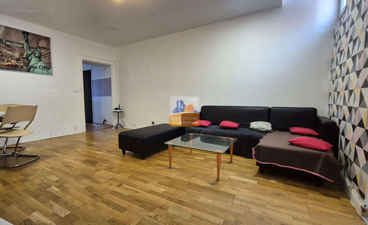 Appartement à BOUGUENAIS