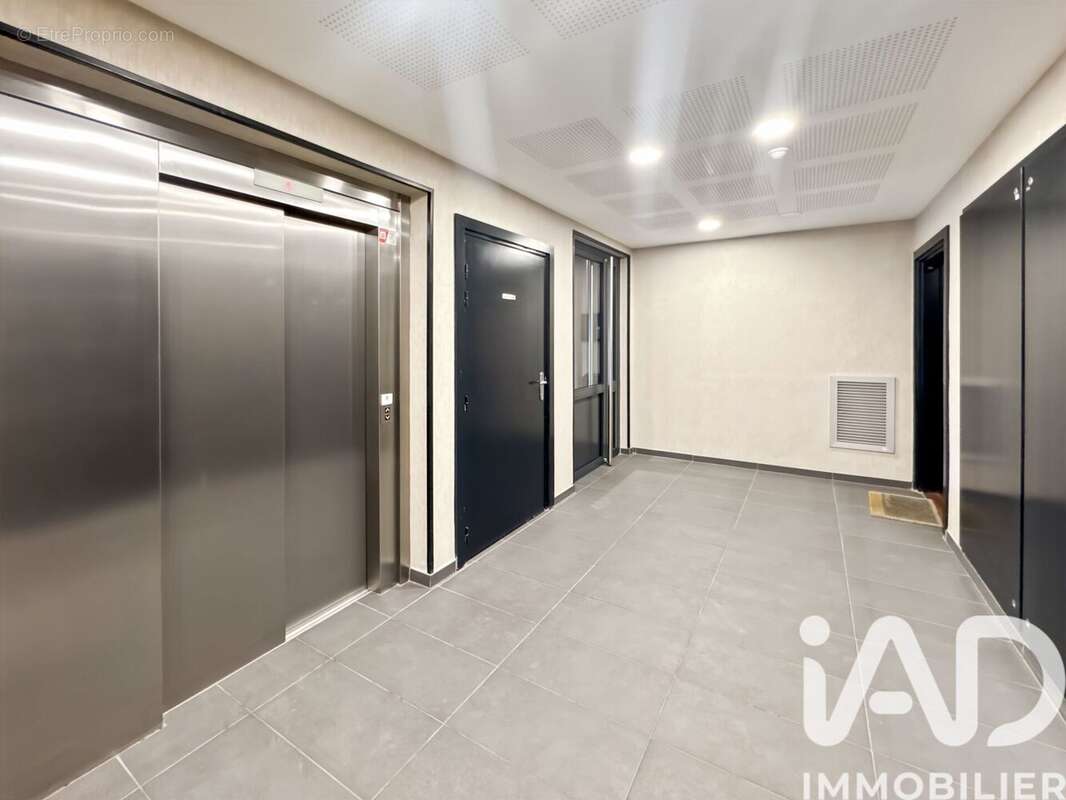 Photo 3 - Appartement à NEUILLY-SUR-MARNE