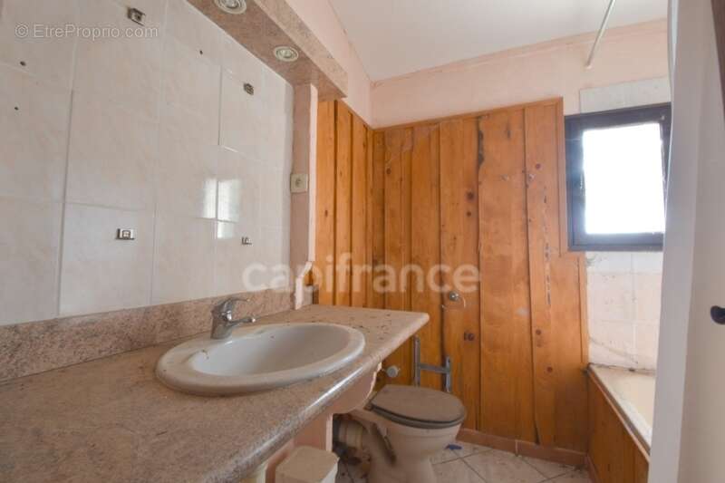Propriete à vendre 21 pièces ARPHY (30) - photo 18