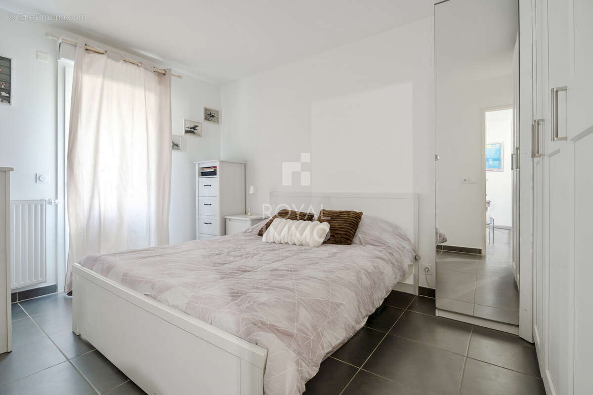 Appartement à LA VALETTE-DU-VAR