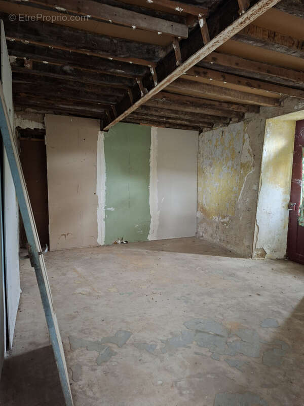 Maison à CHARCHIGNE