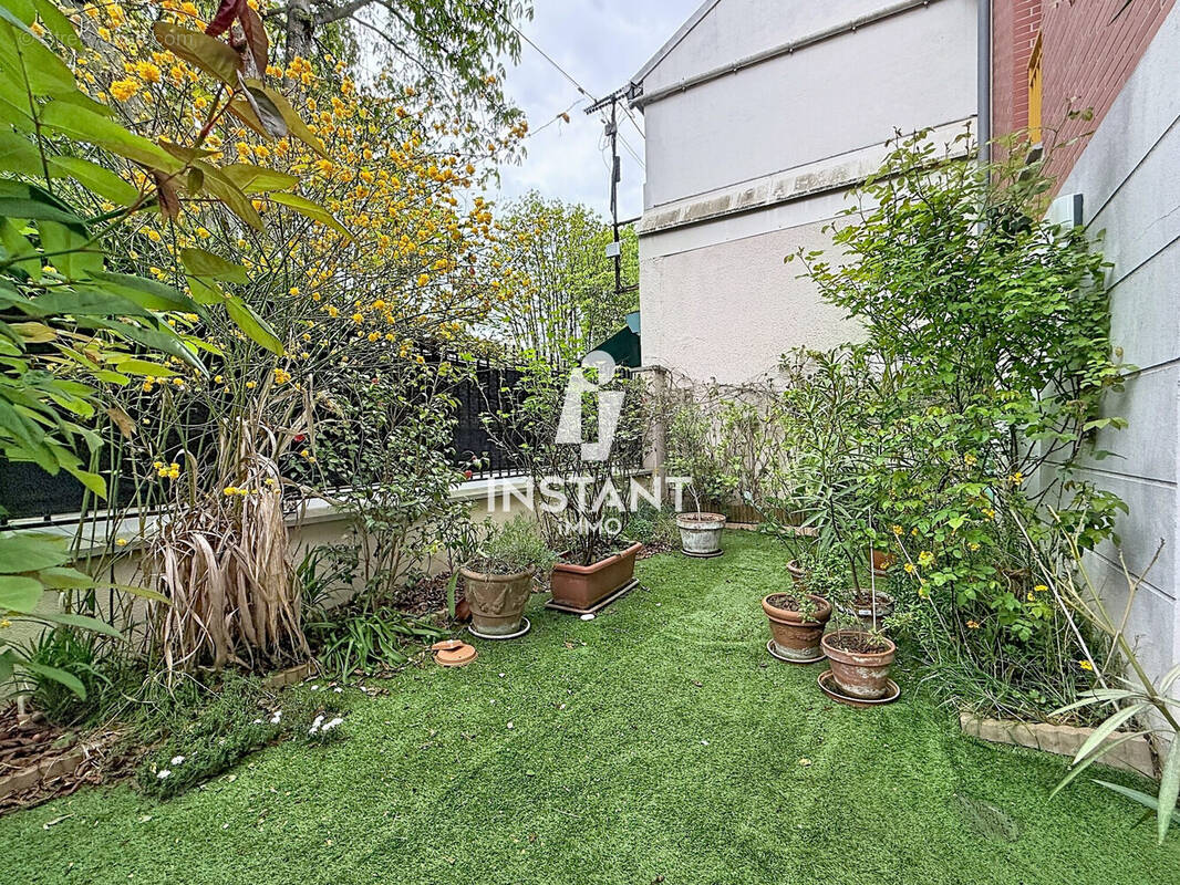 Appartement à MAISONS-ALFORT