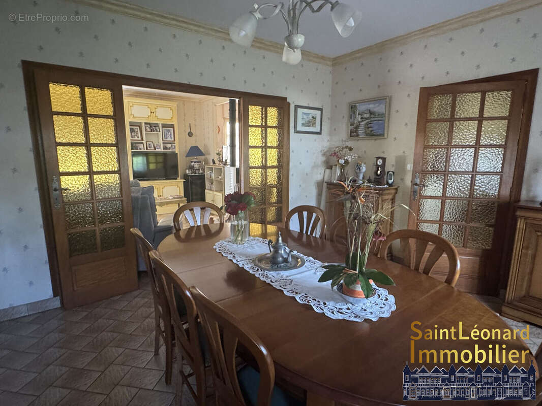 Maison 165 m² à La Bazouge-Du-Desert  - photo 5
