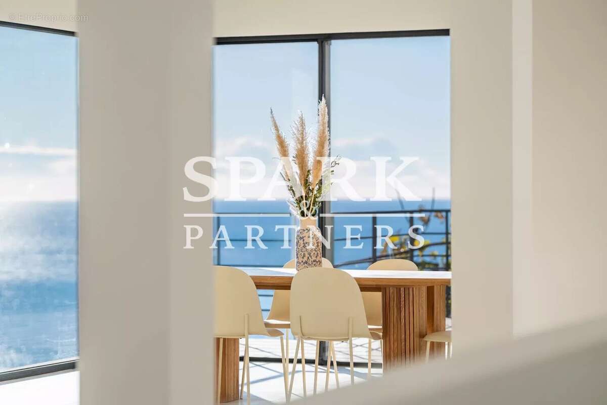 Maison à ROQUEBRUNE-CAP-MARTIN