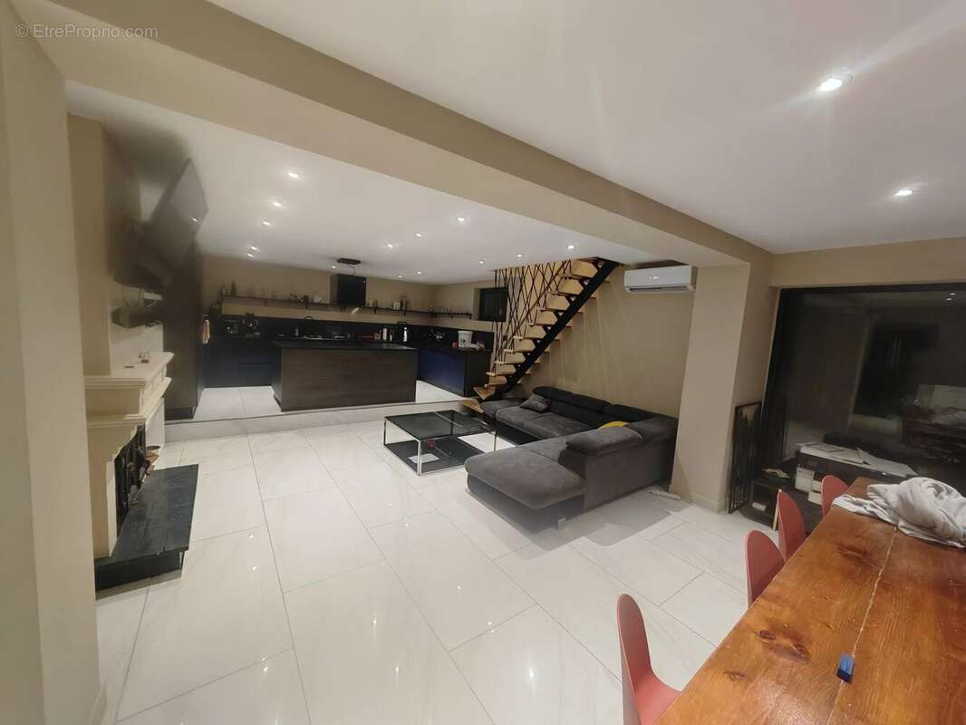 Maison à CAGNES-SUR-MER