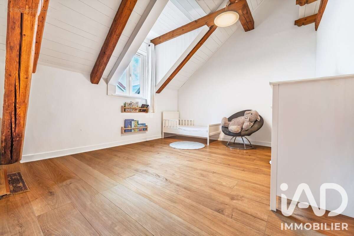 Appartement 102 m² à Sallanches  - photo 3