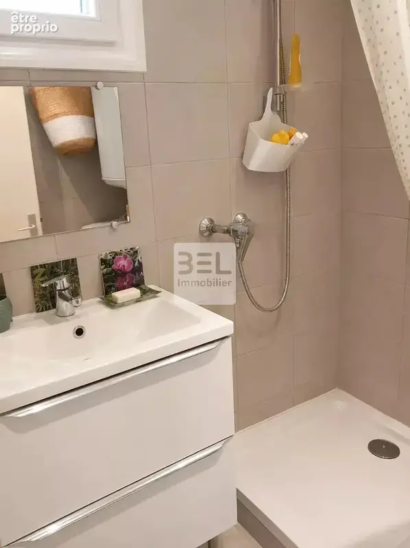 Maison de village dotée d'un cour intérieure - photo 7