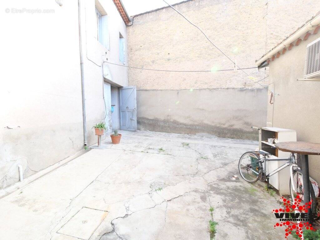 Maison F2 de plain pied avec exterieur proche centre - photo 10