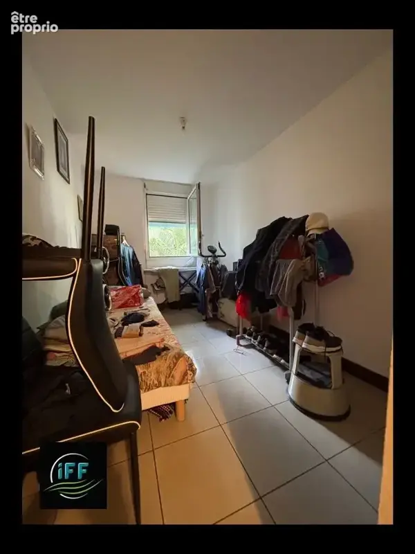 Appartement T4 situé au 1er étage d'une résidence calme et sécurisée - photo 8