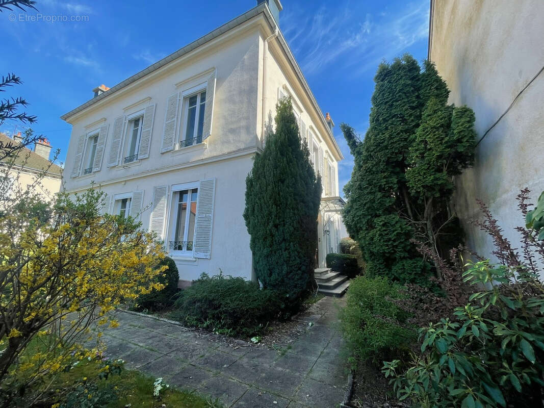 Maison à REMIREMONT