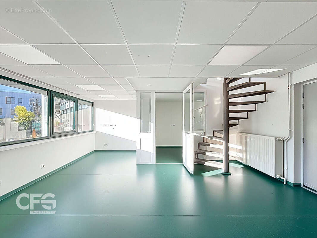 Commerce à GRESY-SUR-AIX