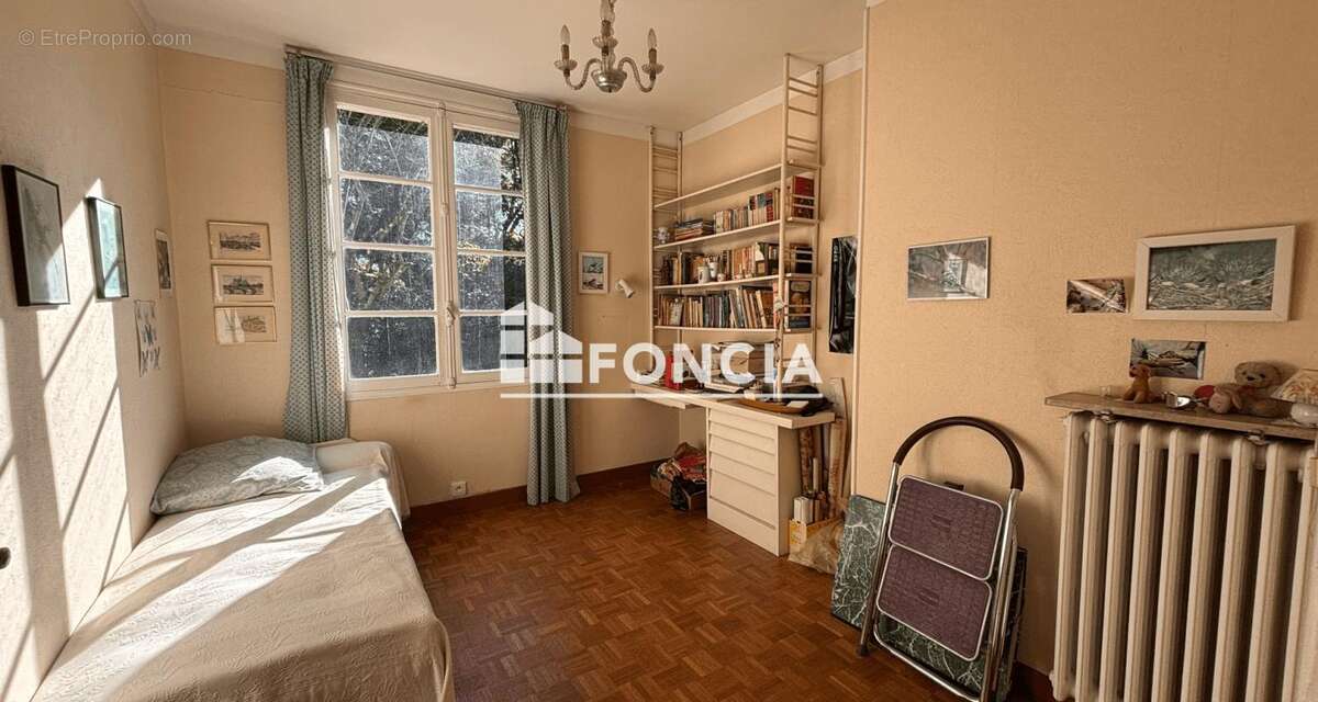 Maison à VILLENEUVE-LES-AVIGNON