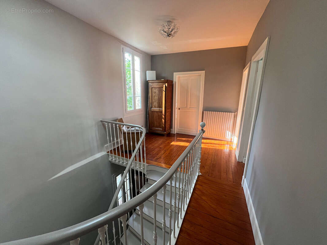 Maison à GRATENTOUR