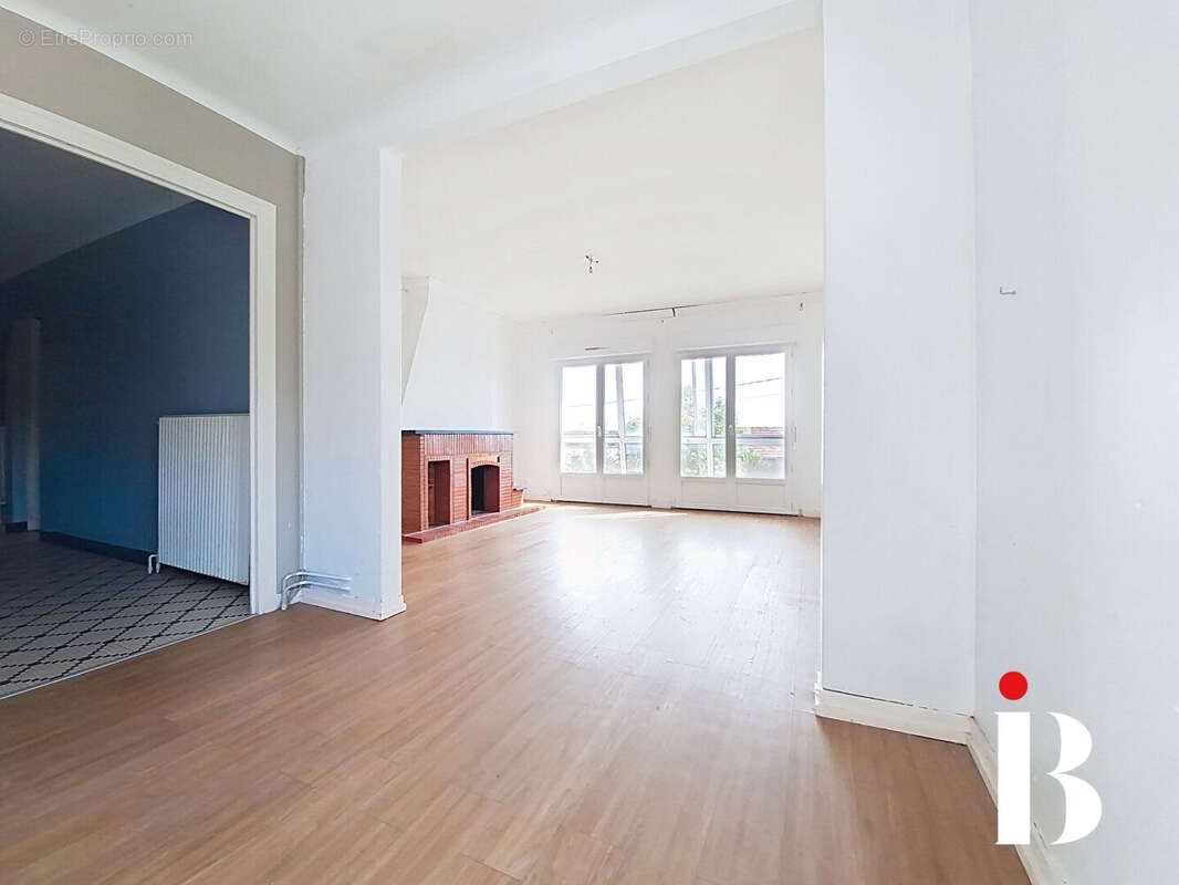 Appartement à COUERON