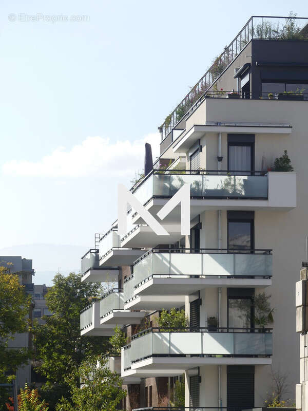 Appartement à MEYLAN