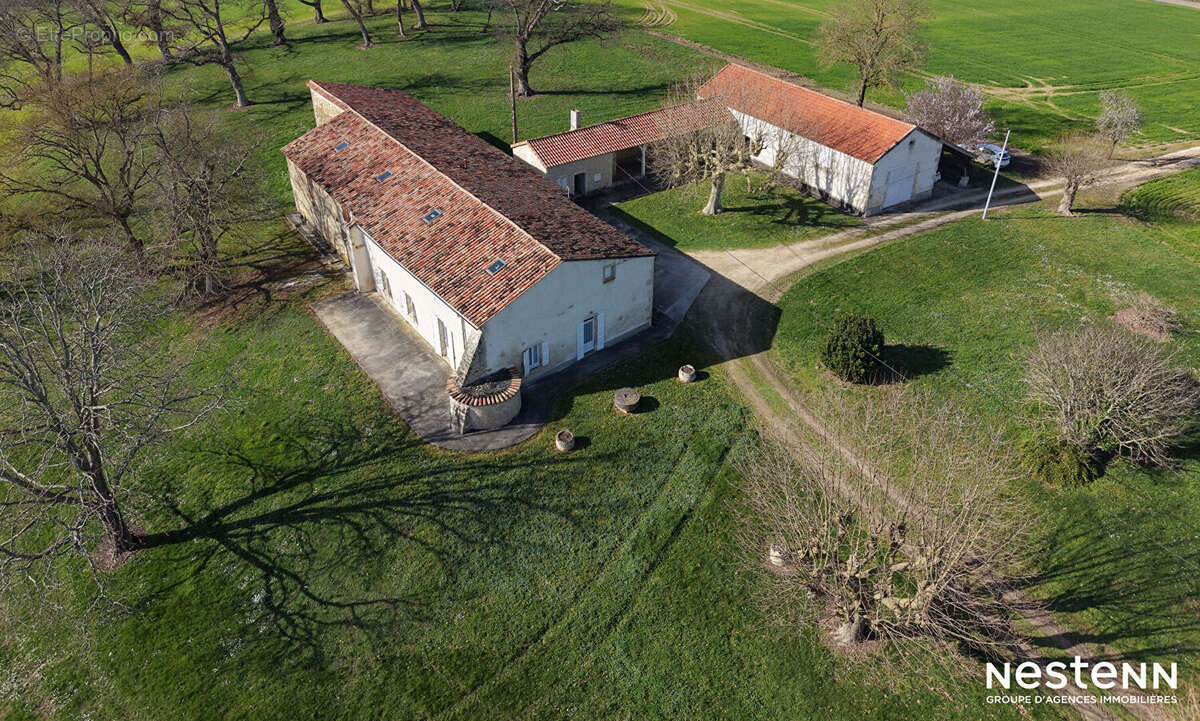 Maison à LAURAET