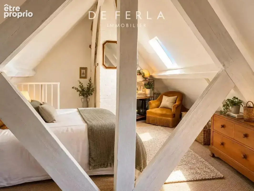 Superbe duplex dernier étage avec jardin et vue incroyable en plein centre - photo 6