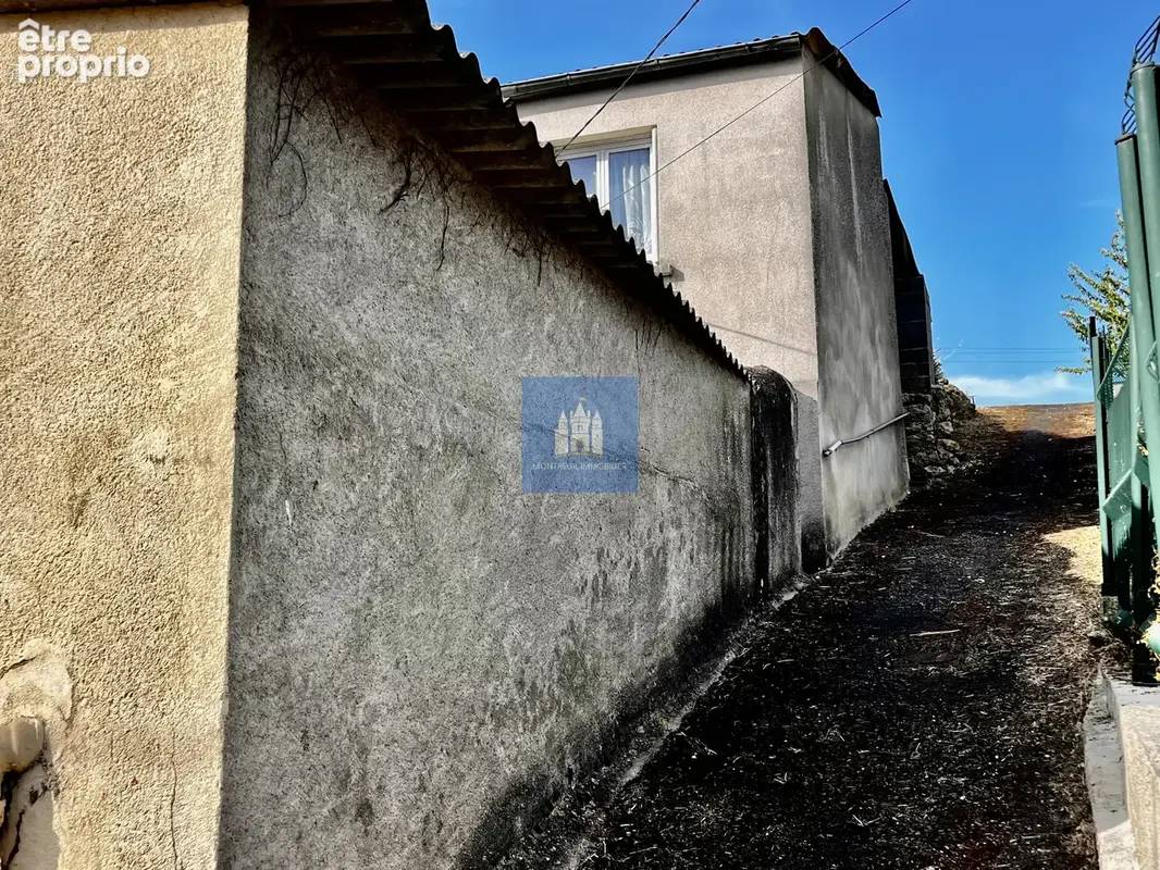 MONTREUIL-BELLAY Maison de village - 2/3 chambres  + 2 terrains - photo 14