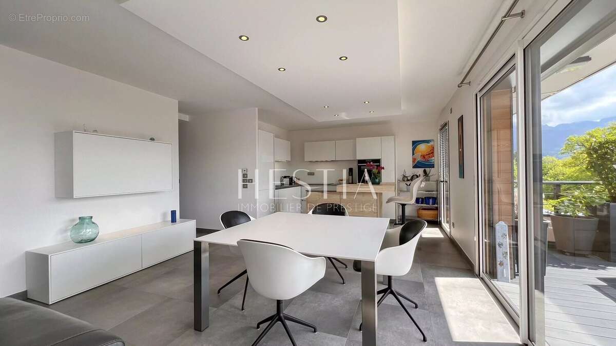 Appartement à ANNECY-LE-VIEUX