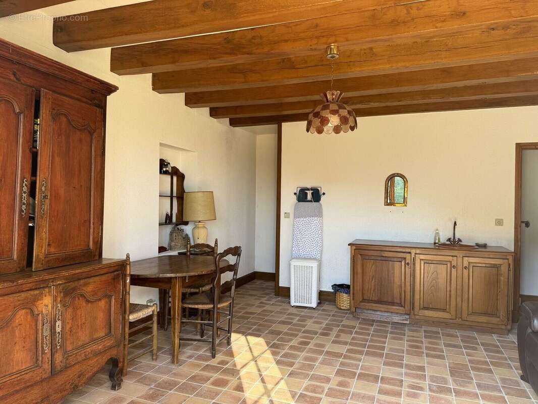 IMG9150 - Maison à CENAC-ET-SAINT-JULIEN