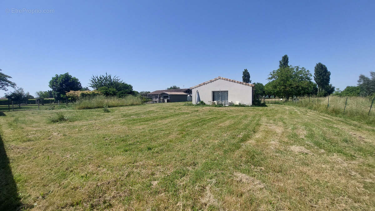 Maison de 2022 de 80 m2 avec garage sur 1631 m2 - photo 13