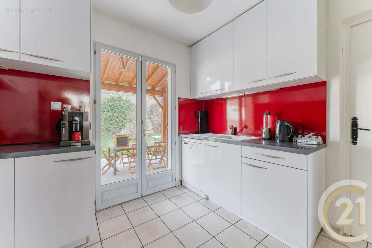 Maison à VILLEURBANNE