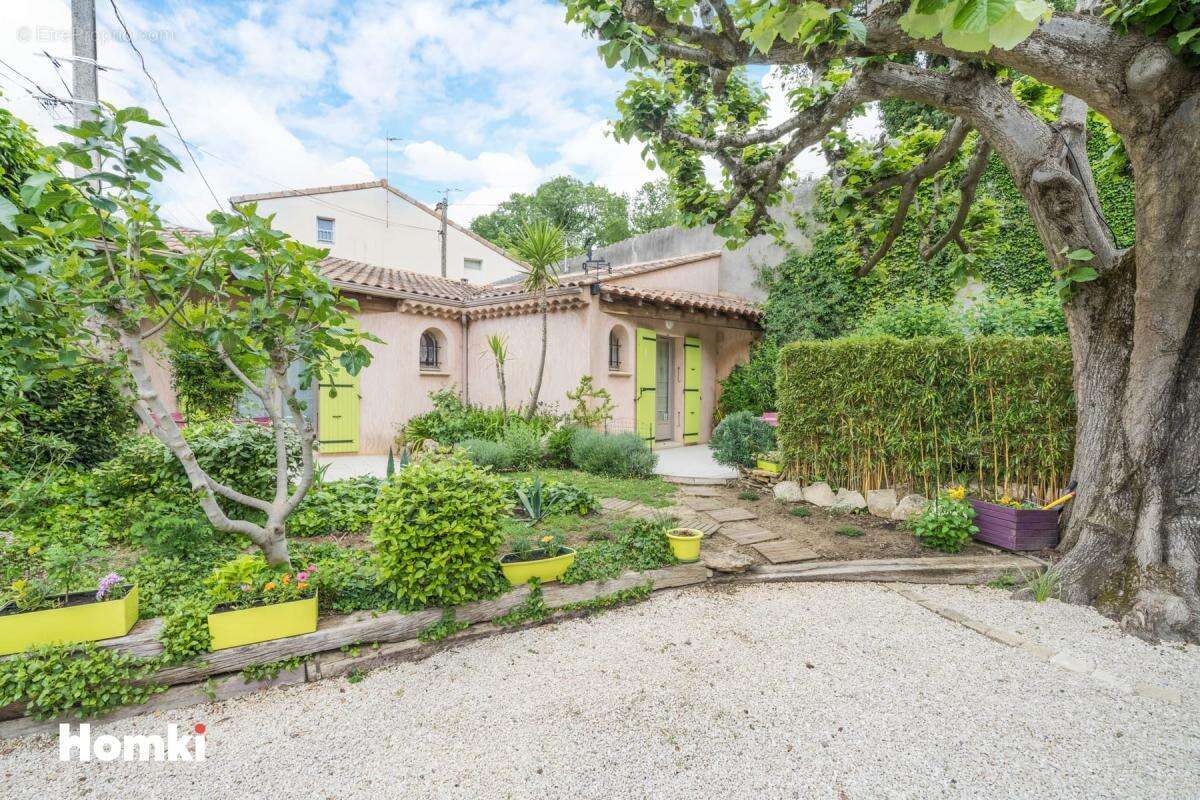 Maison/Villa T7 de 187 m2 à Donzère 26290 - photo 3