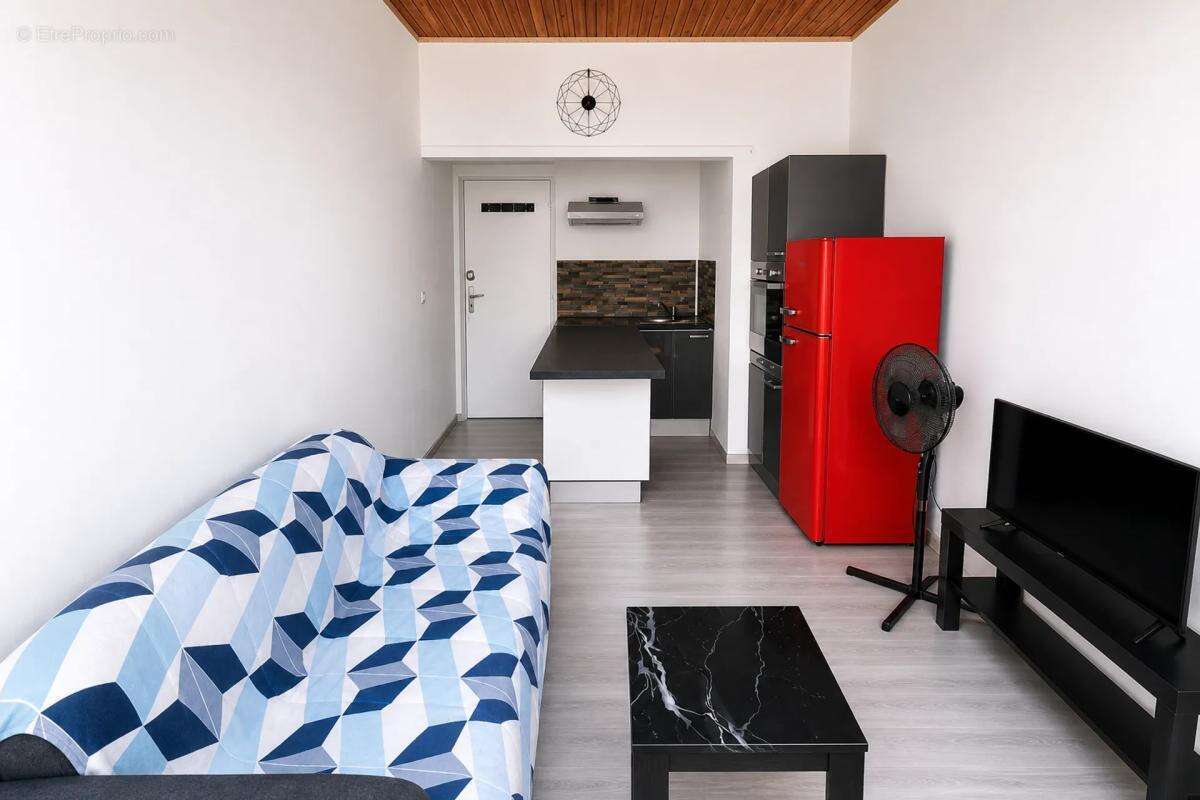 Appartement T2 de 27 m² à Hyères centre - photo 3