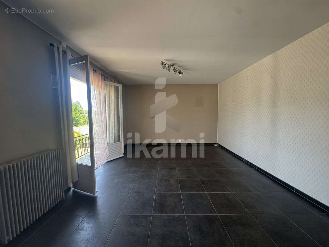 Maison fonctionnelle 4 pièces avec jardin - photo 2