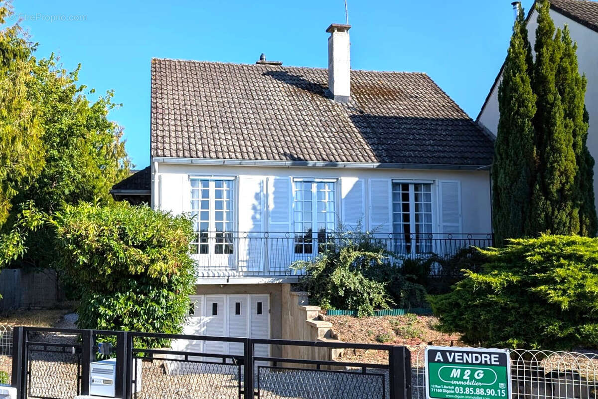 PRIX EN BAISSE! Charmante maison de ville avec jardin au calme - photo 21