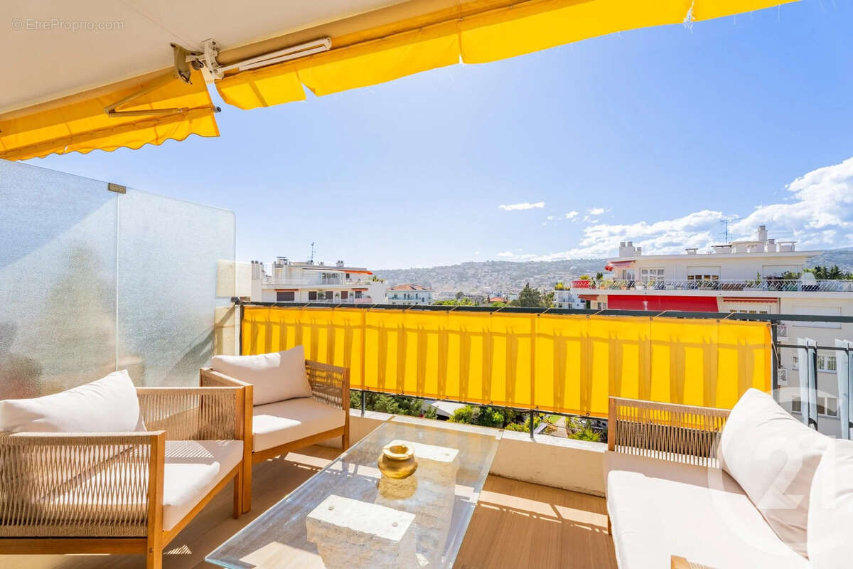 Appartement à NICE