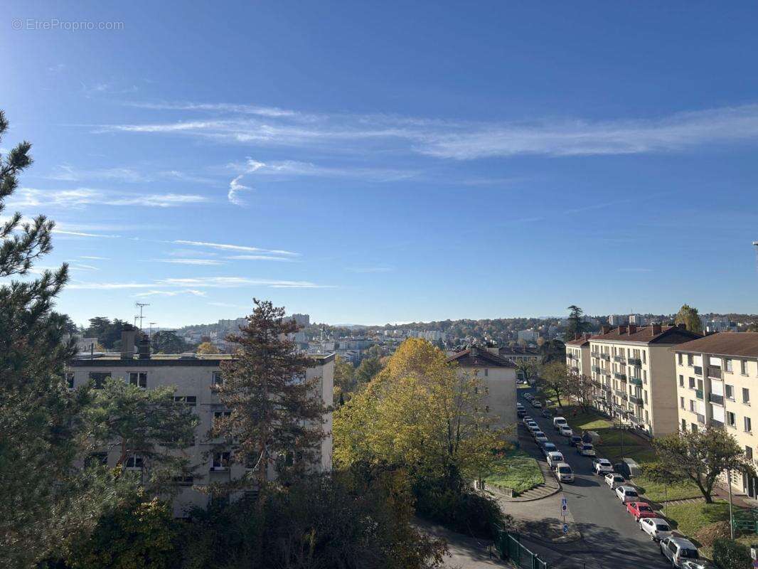 Appartement à LA MULATIERE