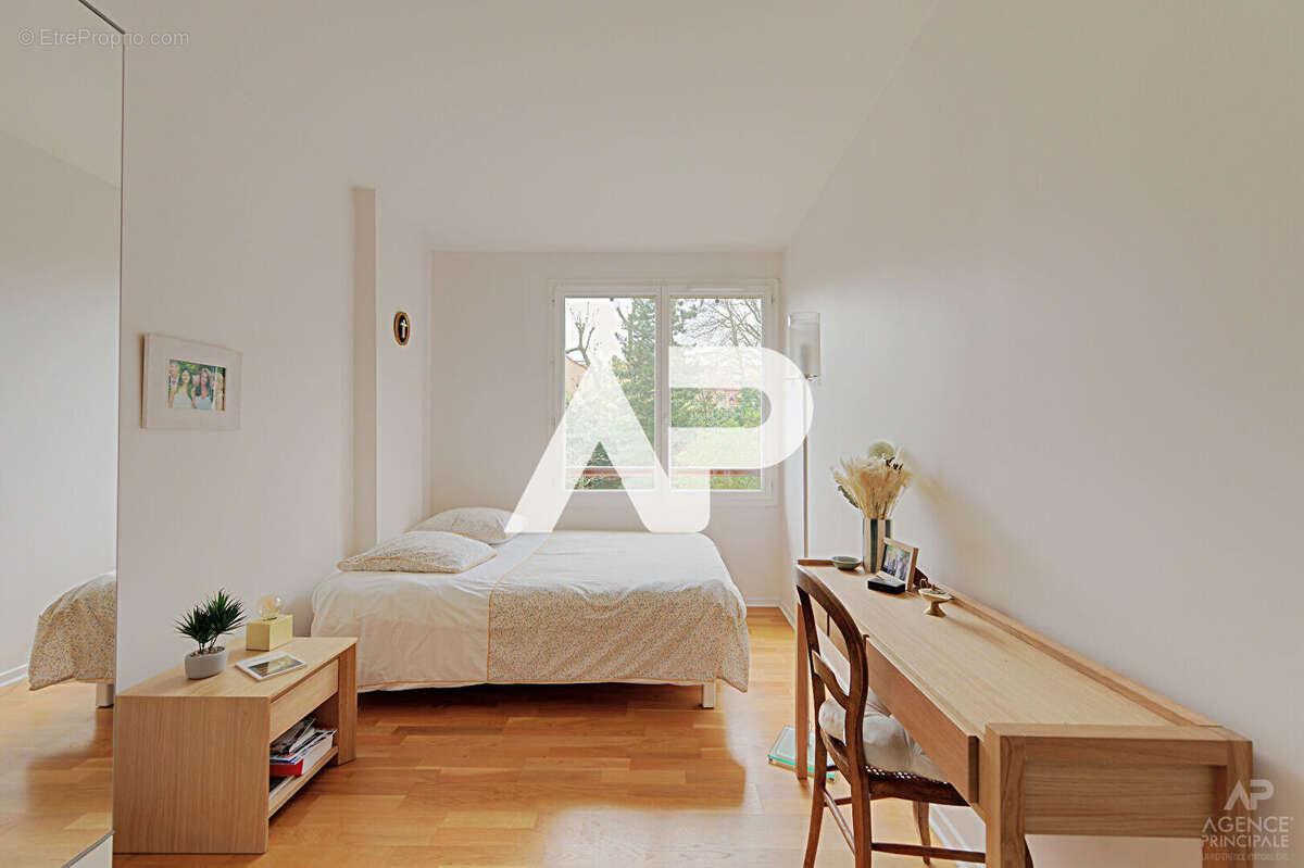 Appartement à RUEIL-MALMAISON