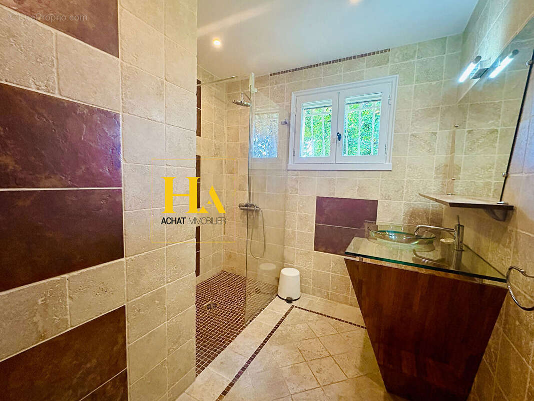 Villa 7 pièces avec piscine - Saint-Restitut - Drôme Provençale - photo 16