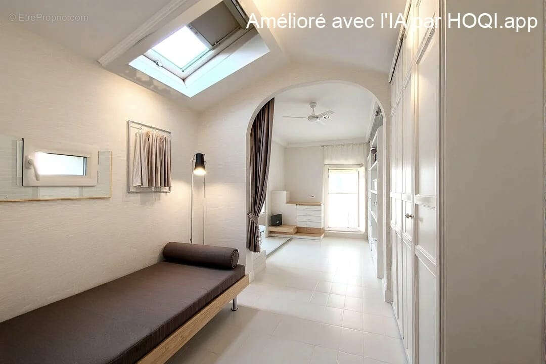 Appartement à BAGNOLS-EN-FORET