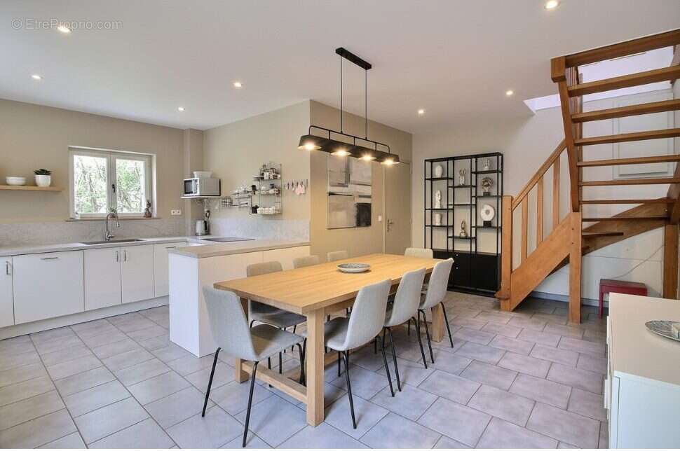 Maison à PONT-L&#039;EVEQUE