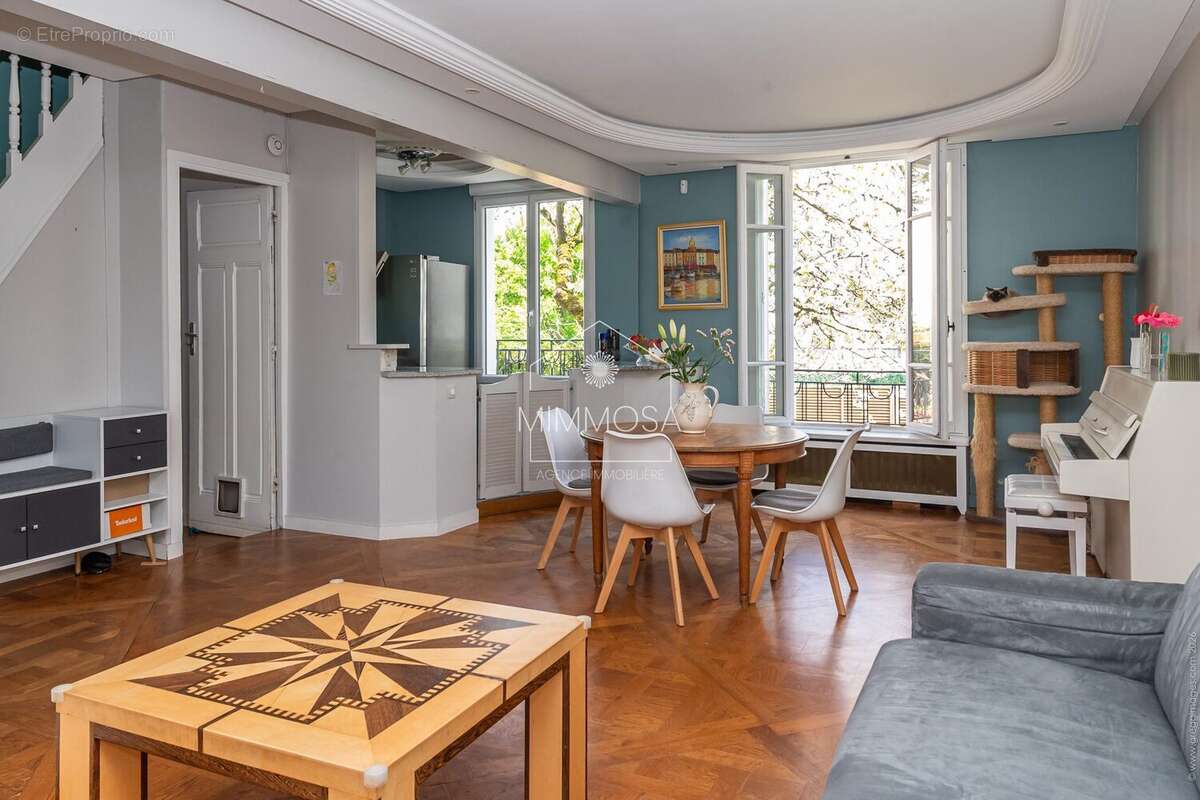Maison à LES PAVILLONS-SOUS-BOIS