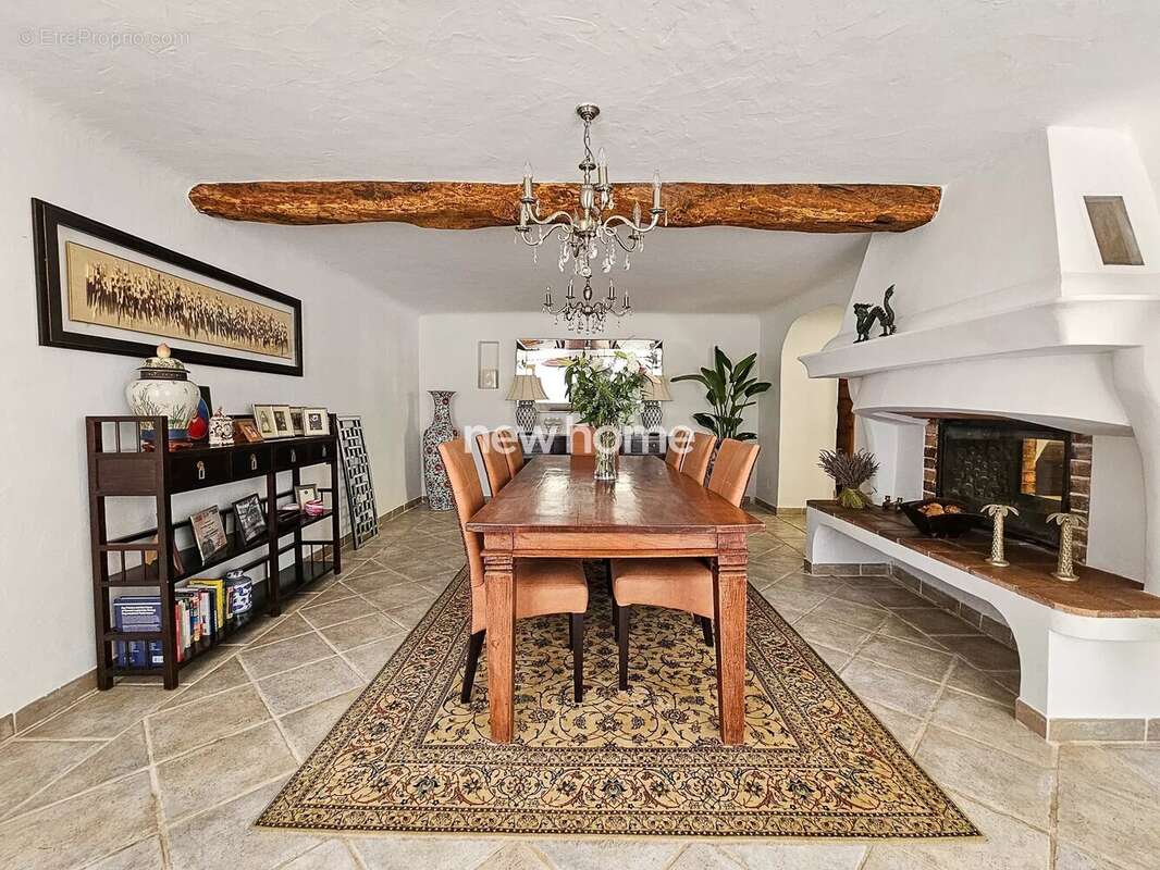 Magnifique bastide en pierre avec jardin clos et belle piscine avec cuisine d?été - photo 23