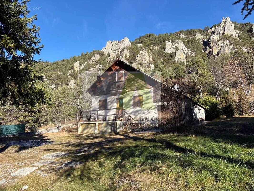 Maison à GUILLAUMES