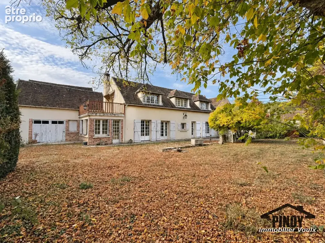 Du charme et du potentiel à Chevry-en-Sereine - Maison ancienne avec jardin de 1 882 m2 à Chevry-en-Sereine - photo 10